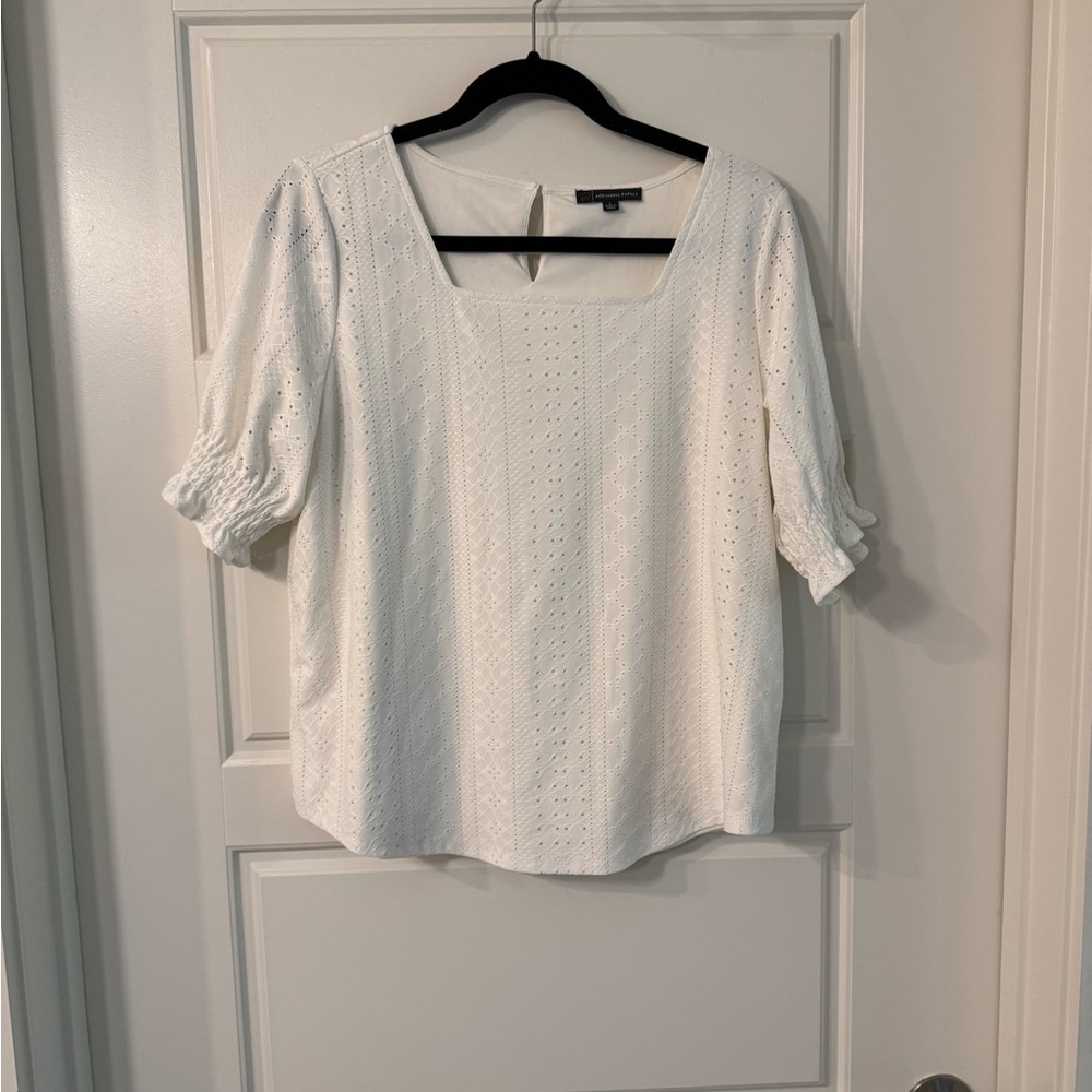 Adrianna Papell White Puff Sleeve Ribbed Blouse